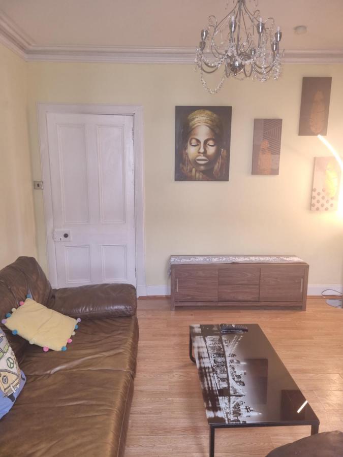 Nanny Bambi'S Highland Hoose Apartment อินเวอร์เนส ภายนอก รูปภาพ